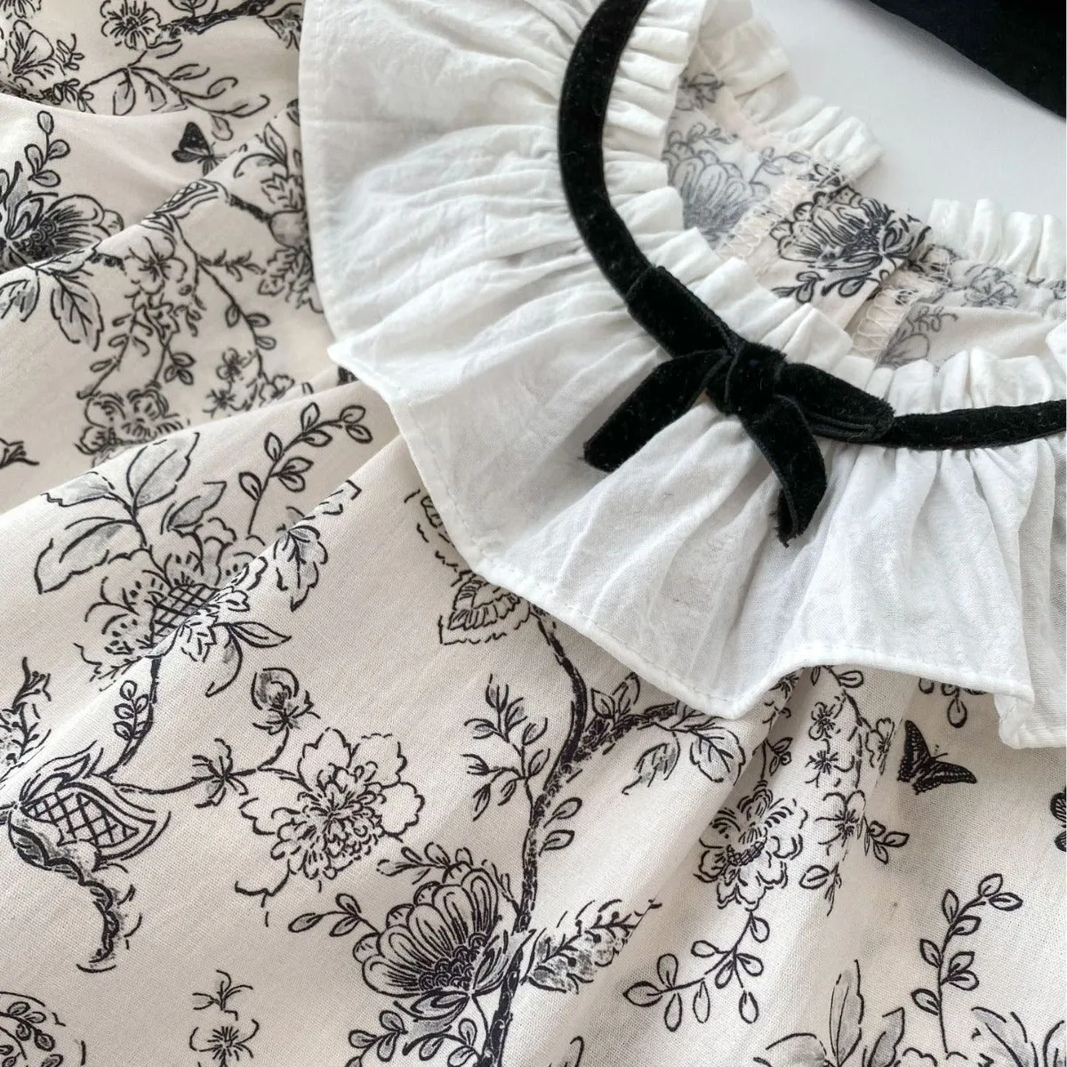 مجموعة اروين   ARWEN & AJH GROUP 2024 Summer New Female Baby Chinese Ink Floral Two-piece Lapel Short-sleeved Shirt   Bag Fart Pants Suit