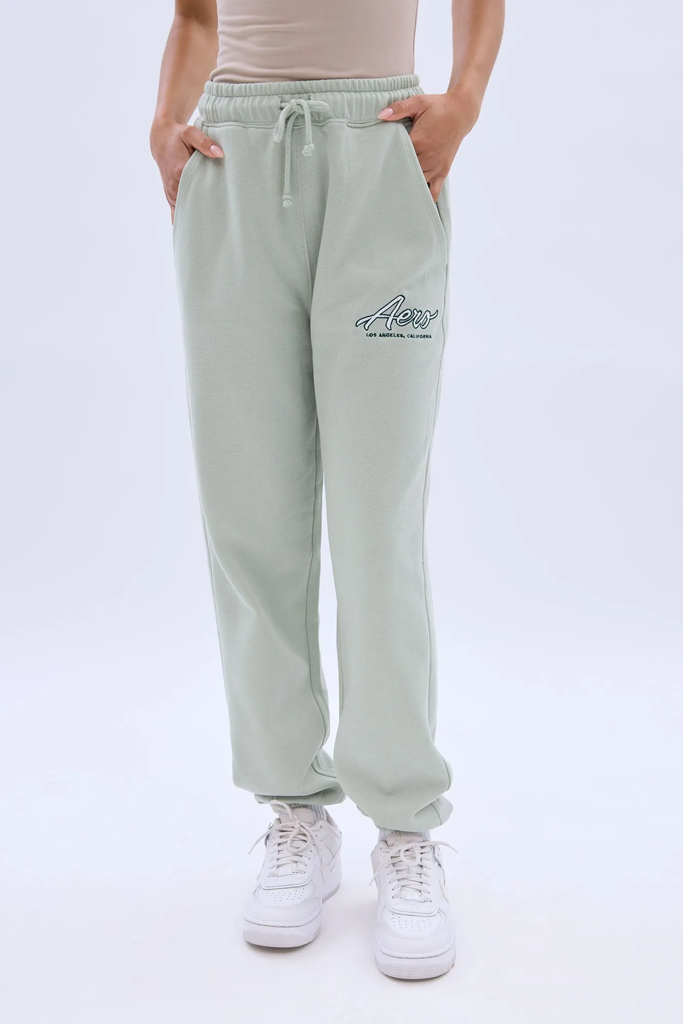 AERO Boyfriend Jogger