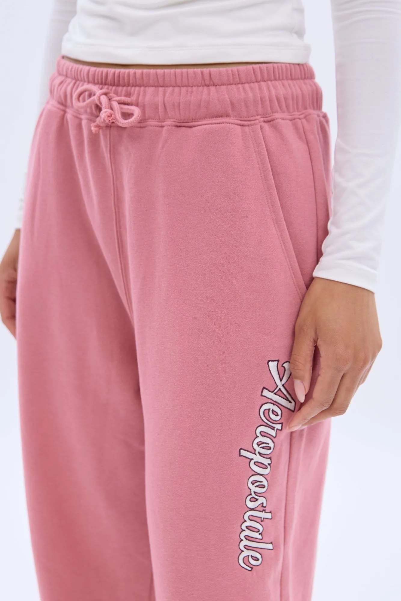 AERO Boyfriend Jogger