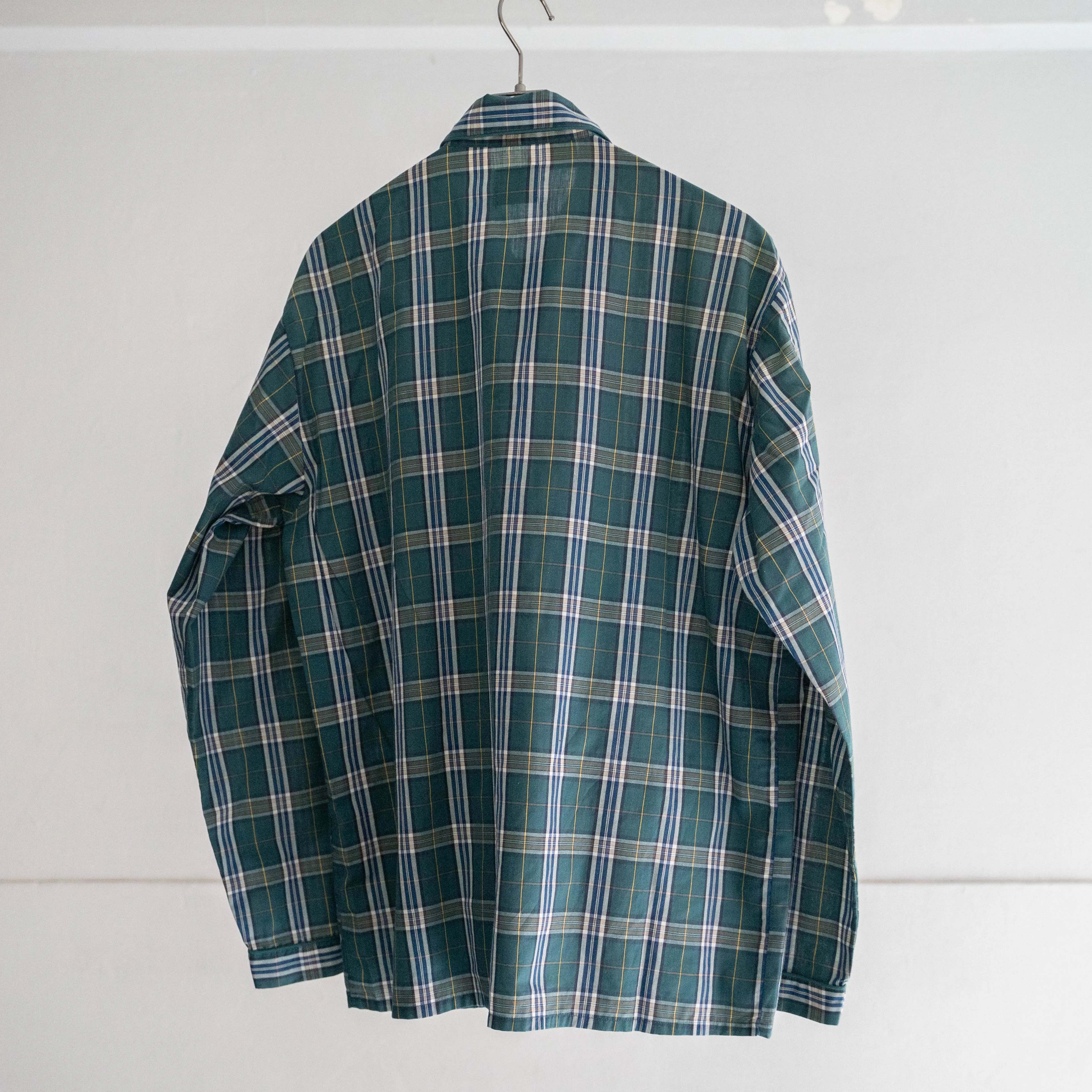 around 1980s France green base checked pajama shirt