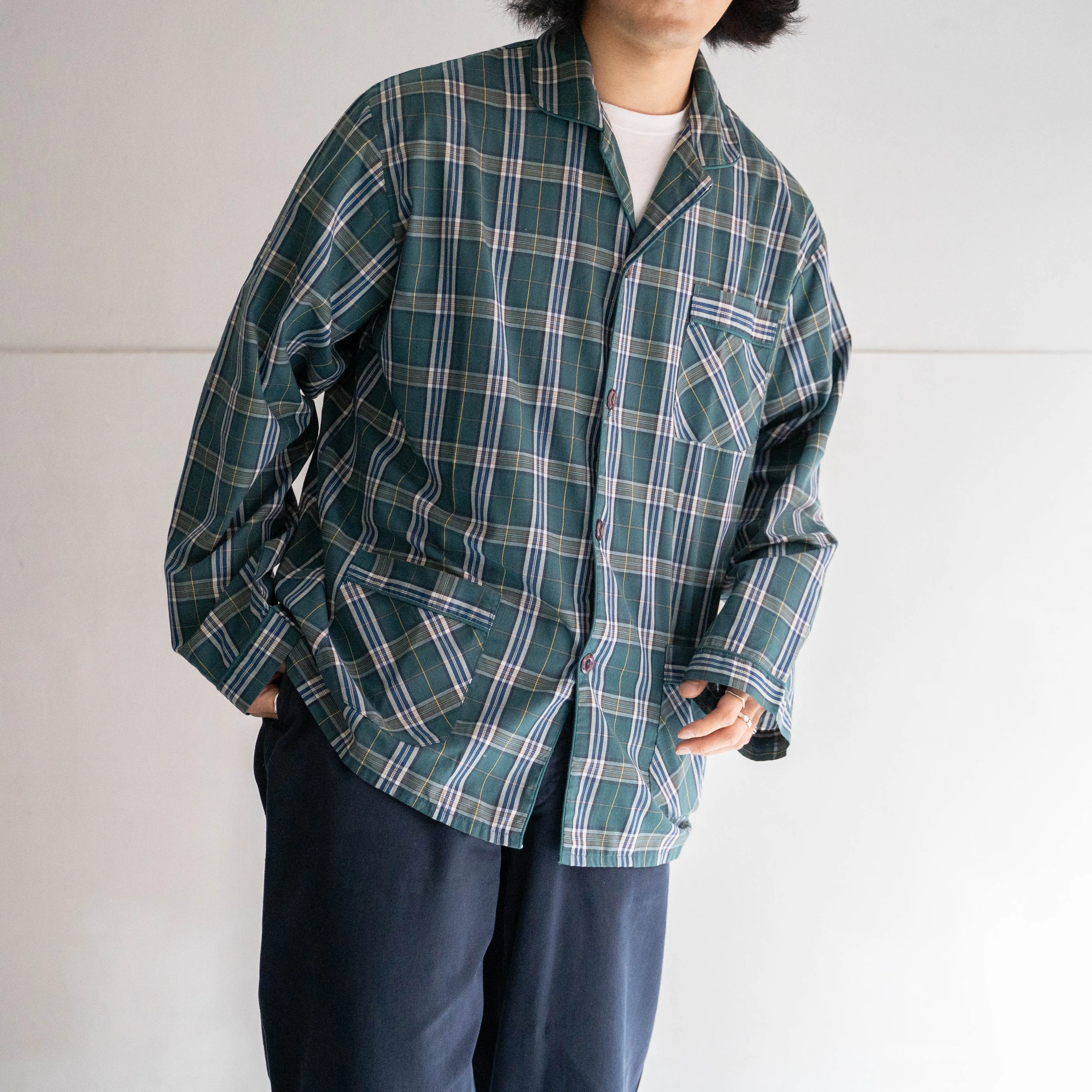 around 1980s France green base checked pajama shirt