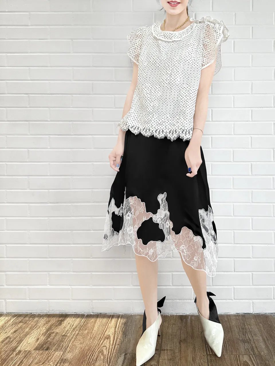 Black Silk Asymmetric Lace Trim Knee Length A-line Skirt