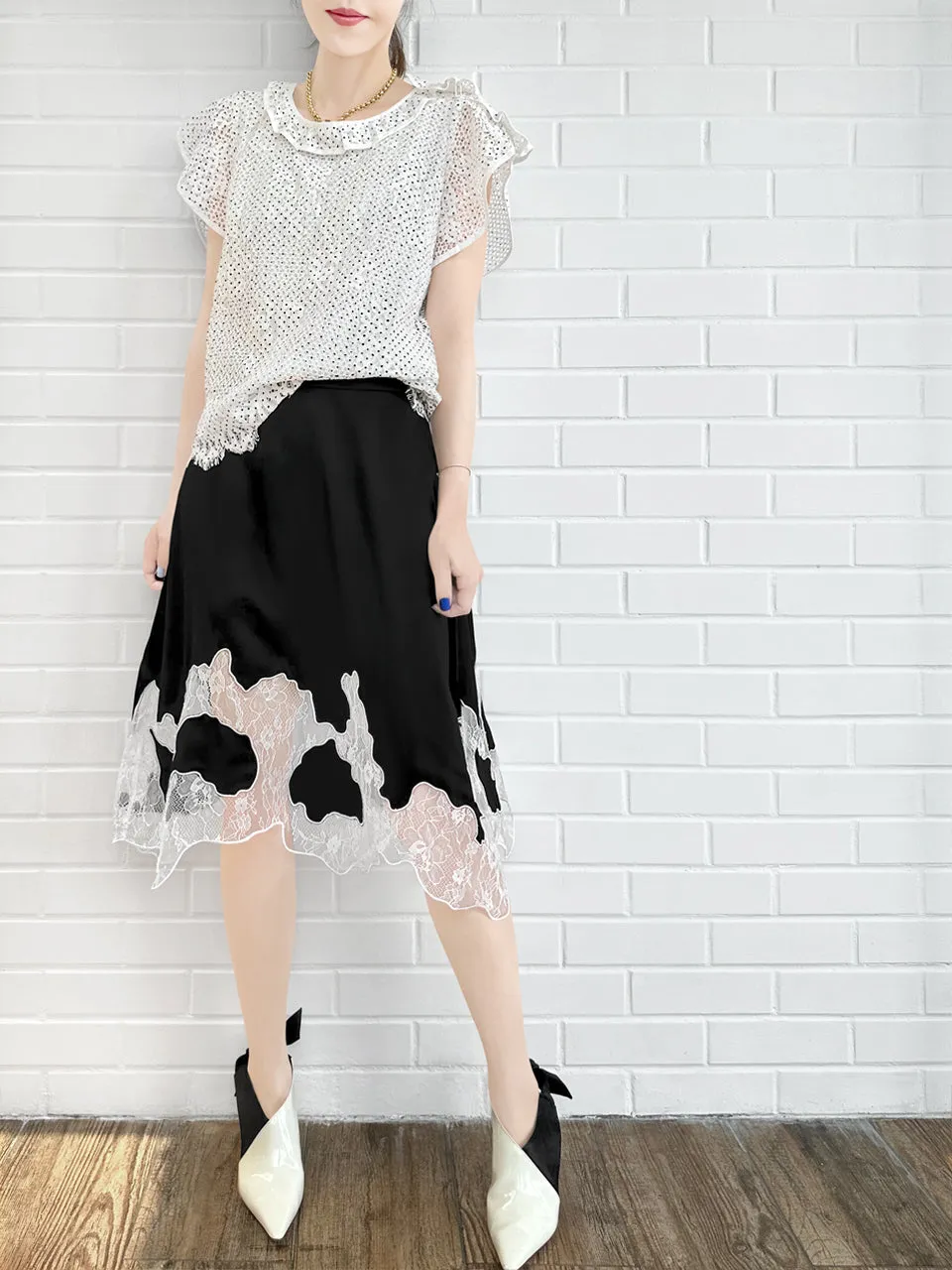 Black Silk Asymmetric Lace Trim Knee Length A-line Skirt