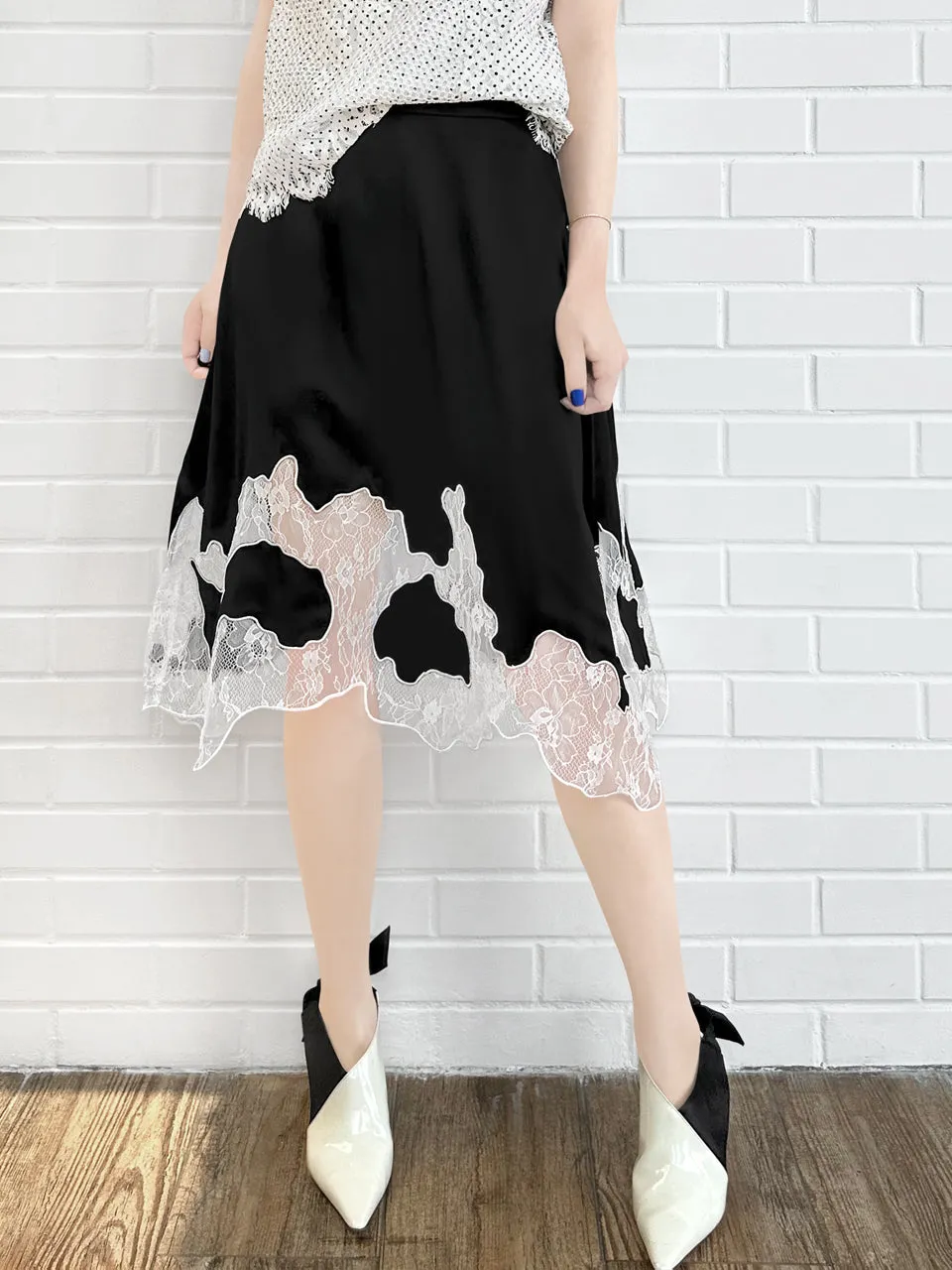 Black Silk Asymmetric Lace Trim Knee Length A-line Skirt