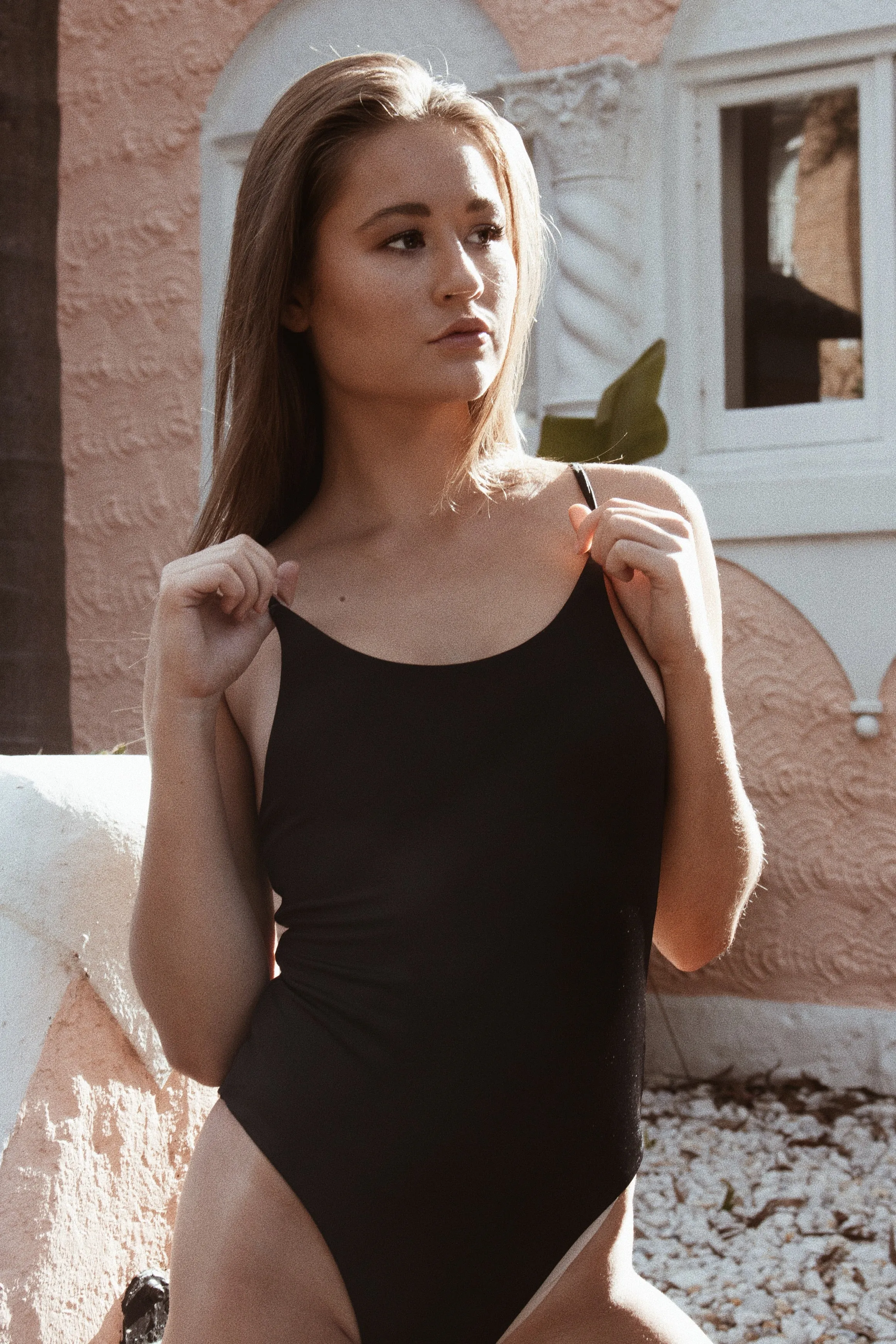 BYRON ONE PIECE // BLACK