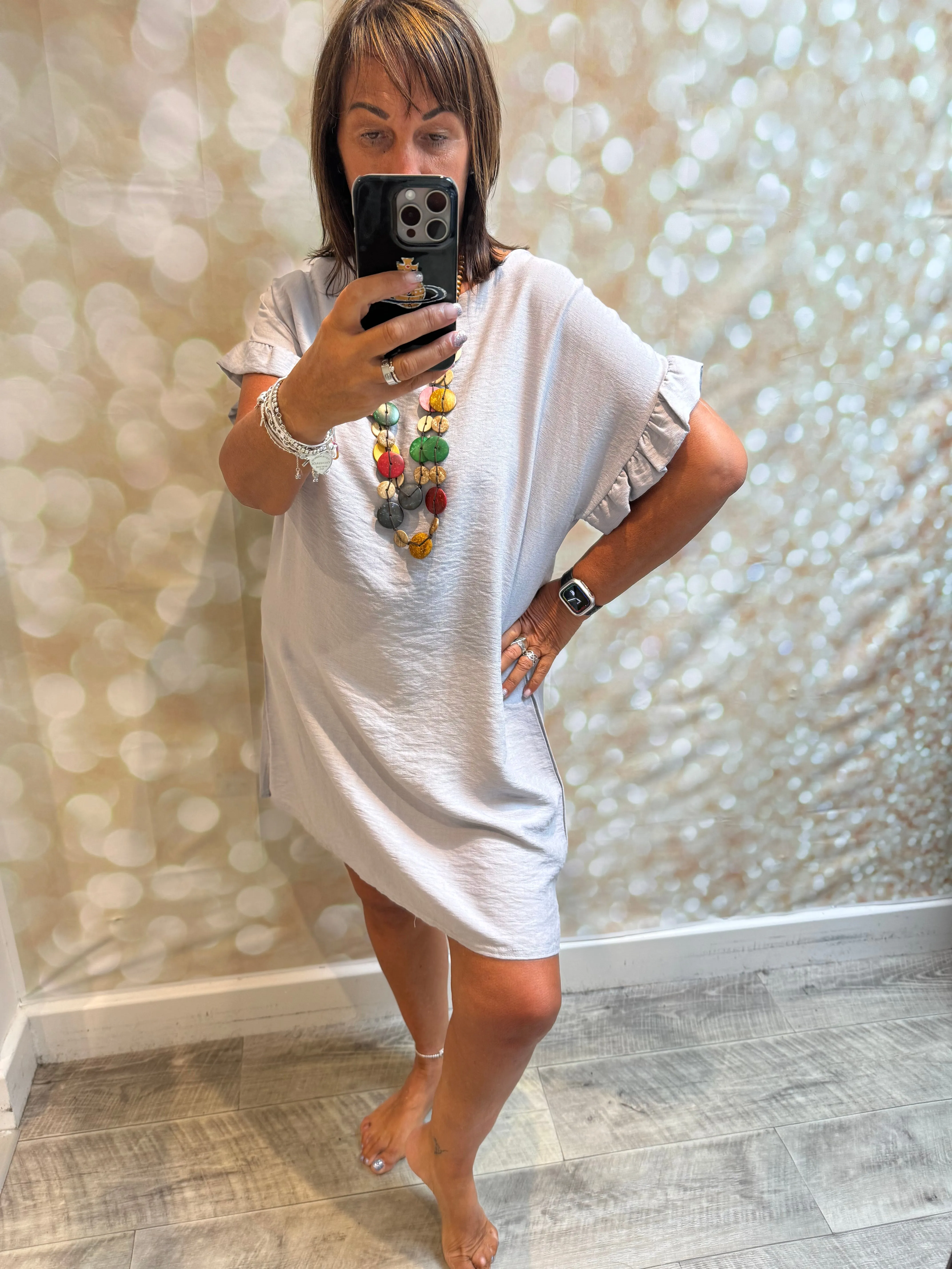 Crinkle fabric Shift  dress with necklace