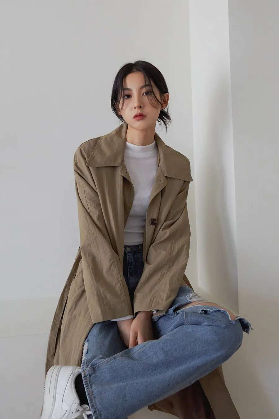 Destroyed Wide Leg Jeans J24