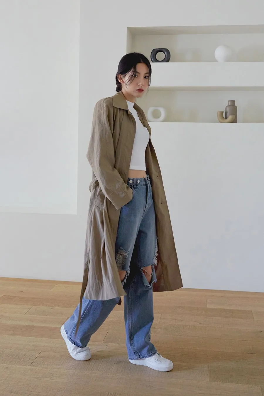 Destroyed Wide Leg Jeans J24