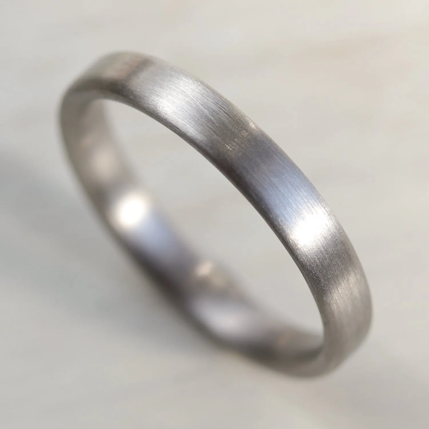 Edgeless Comfort-fit Flat Band