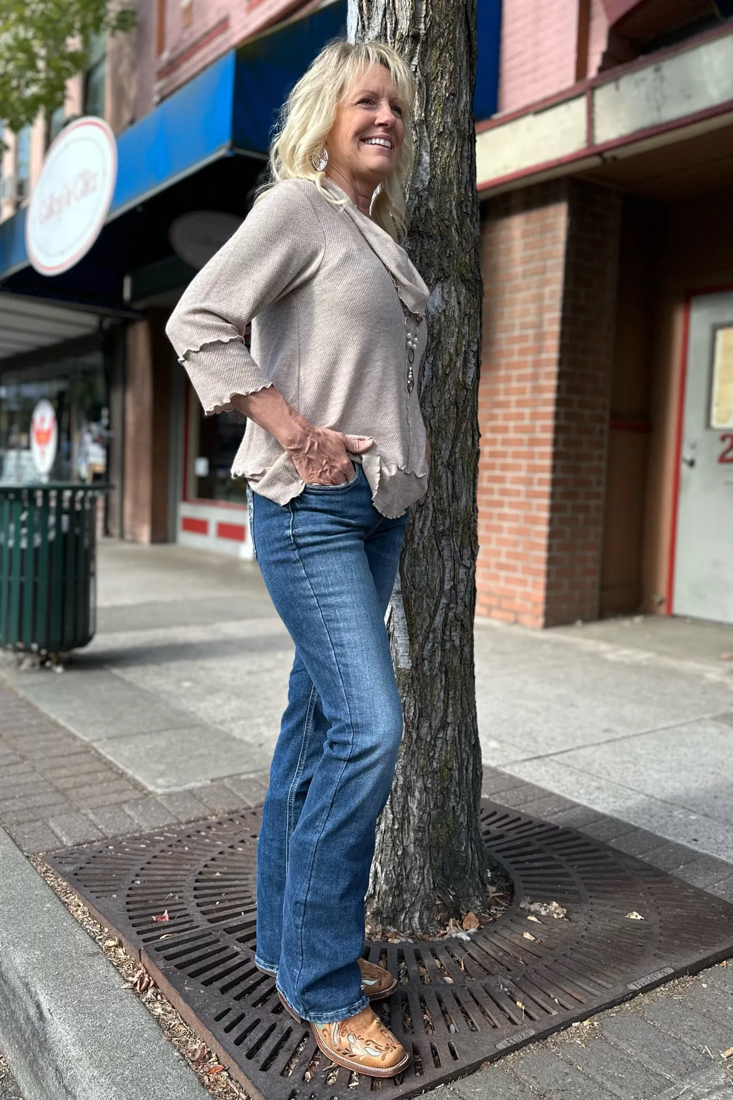 Elyse Comfort Fit Mid Rise Boot Cut Jean