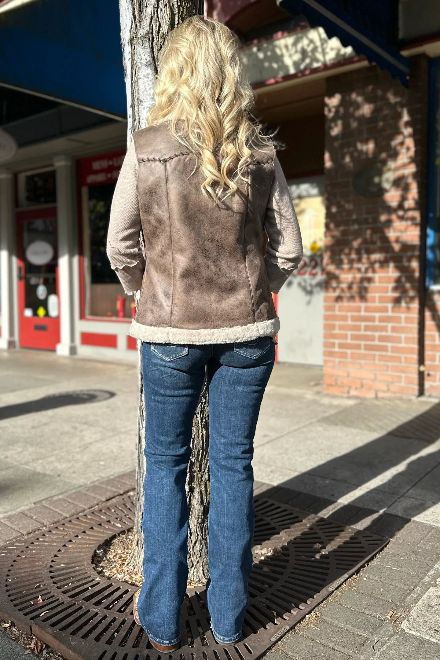 Elyse Comfort Fit Mid Rise Boot Cut Jean