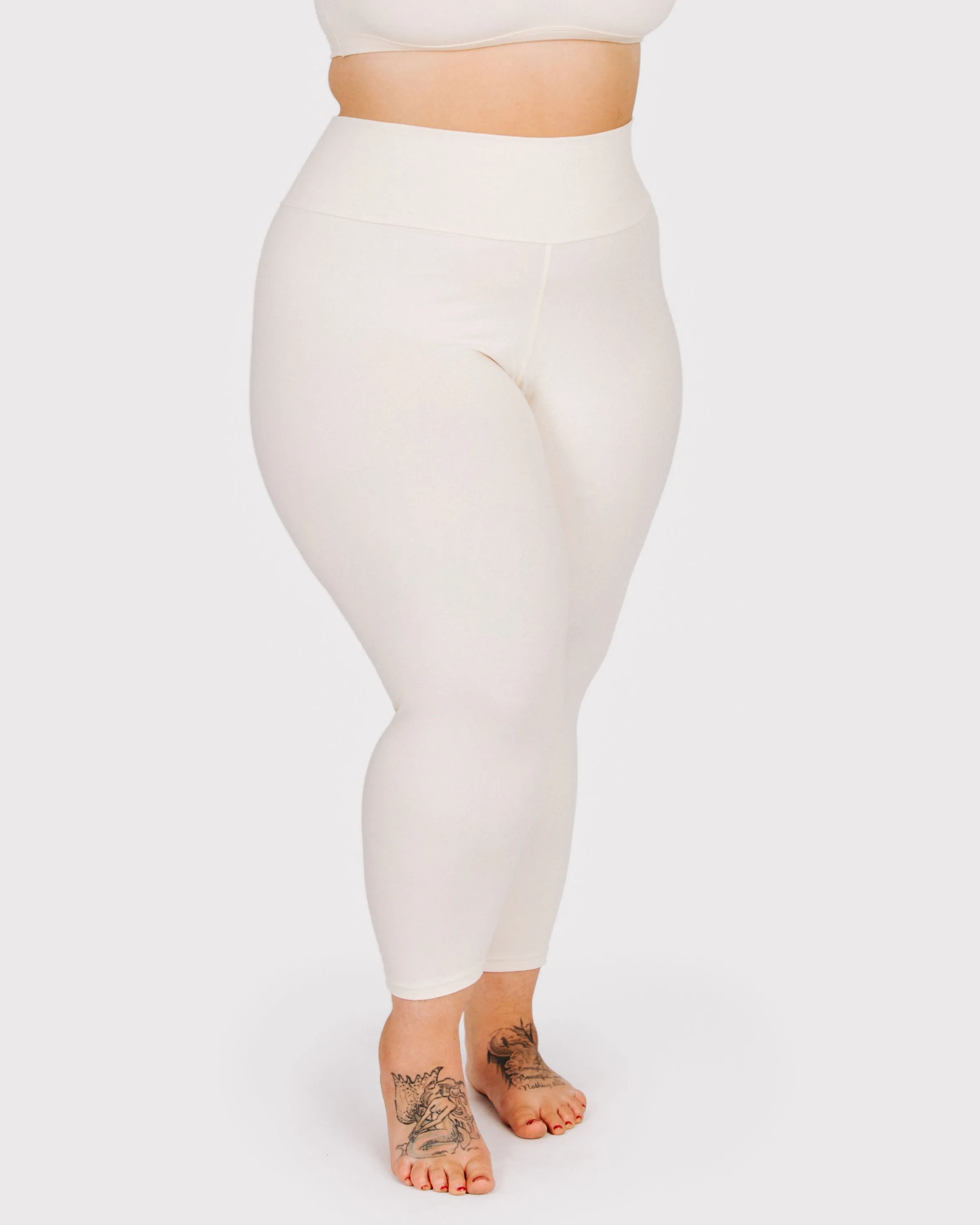 High Rise 3/4 Length Leggings Plain Black