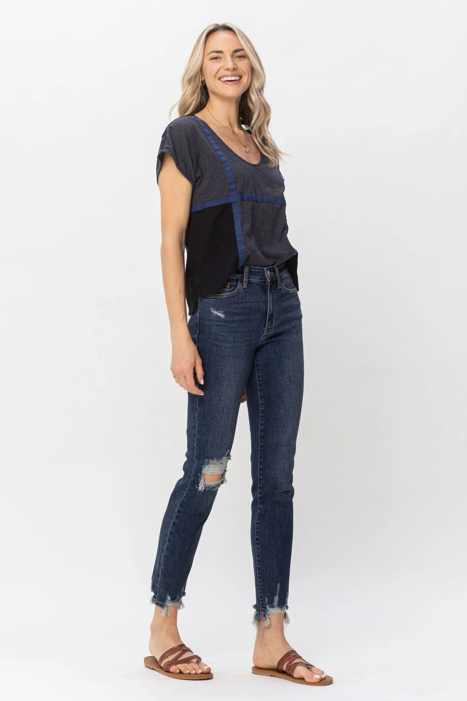 Judy Blue Mid Rise Chopped Hem Relaxed Denim 82446