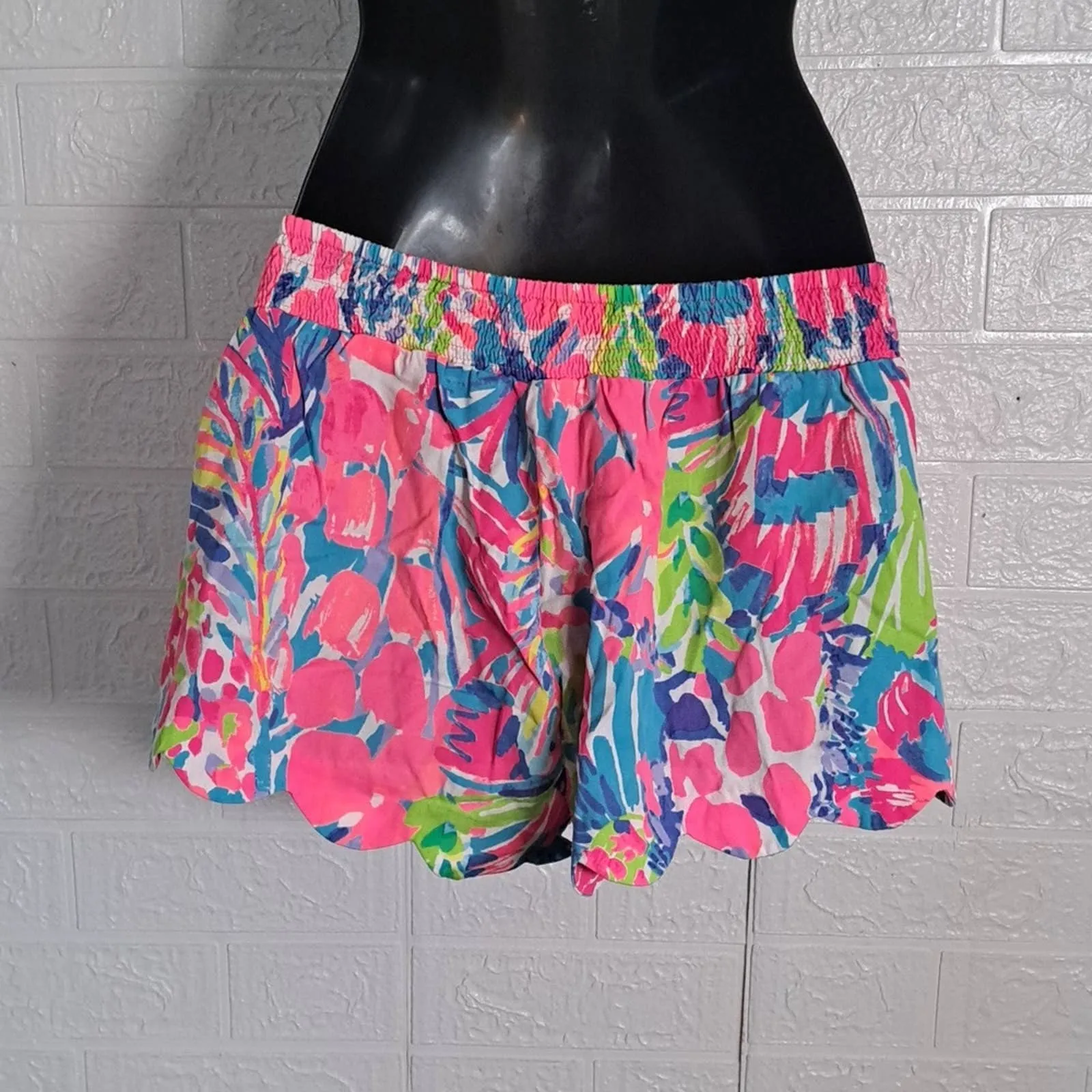 Lilly Pulitzer Holy Grail Gumbo Limbo Print Dahlia Shorts