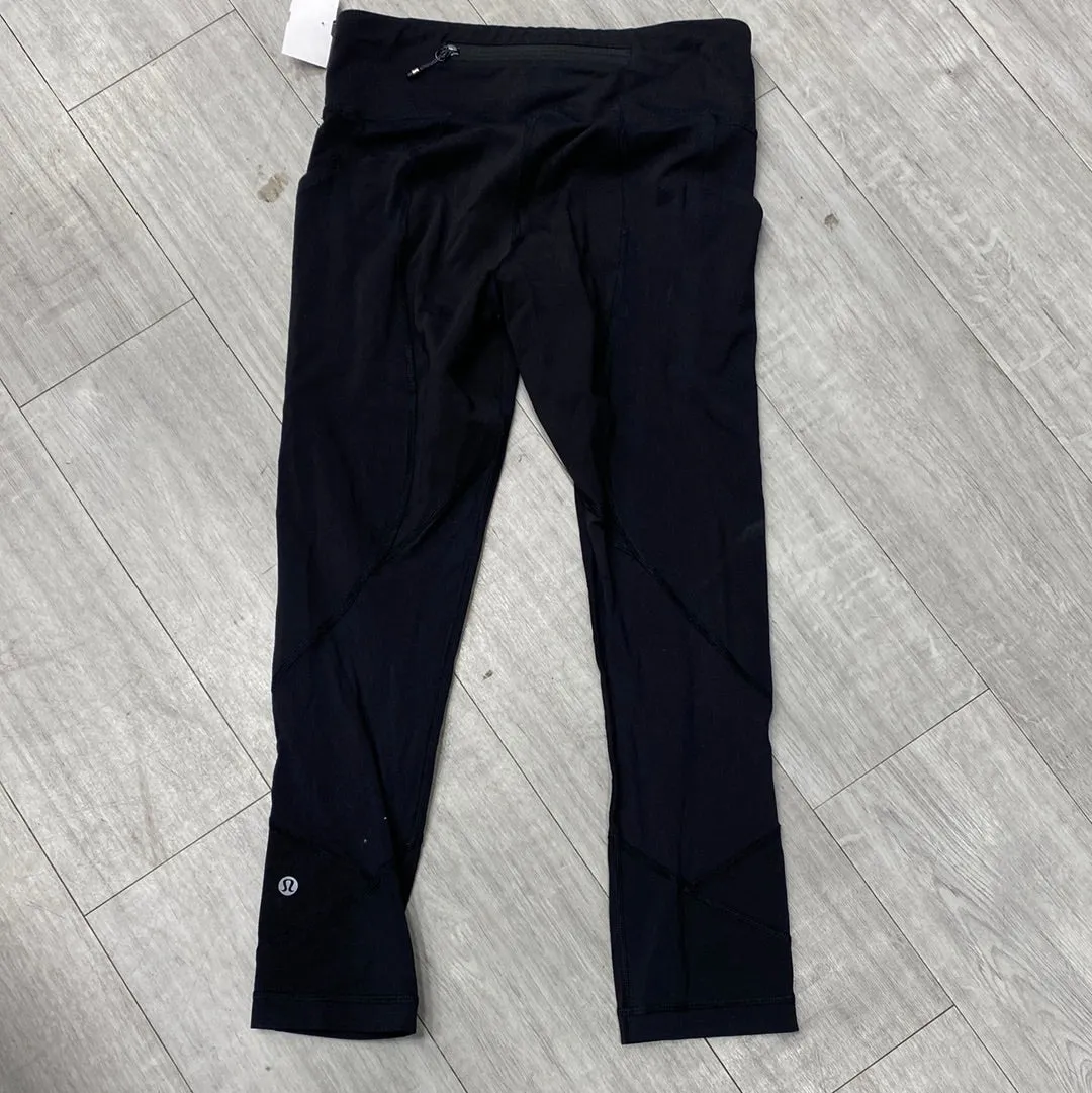 Lulu Lemon Athletic Pants Size 3/4 (27)