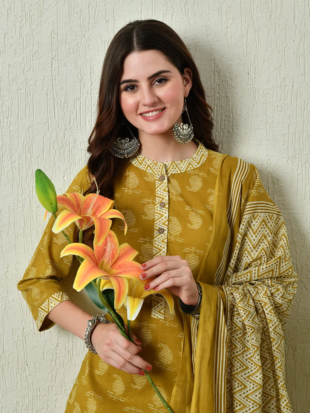 Mustard Straight Kurta Pant With Dupatta Set