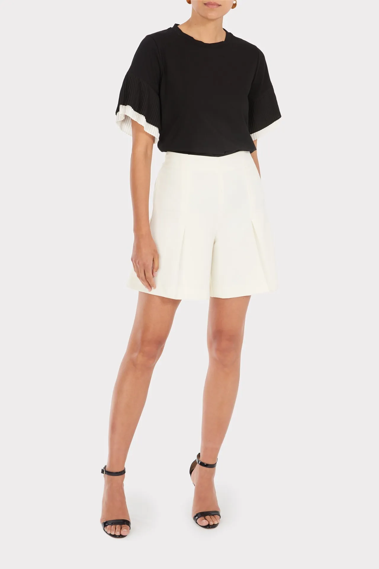 Pilar Cady Pleated Short