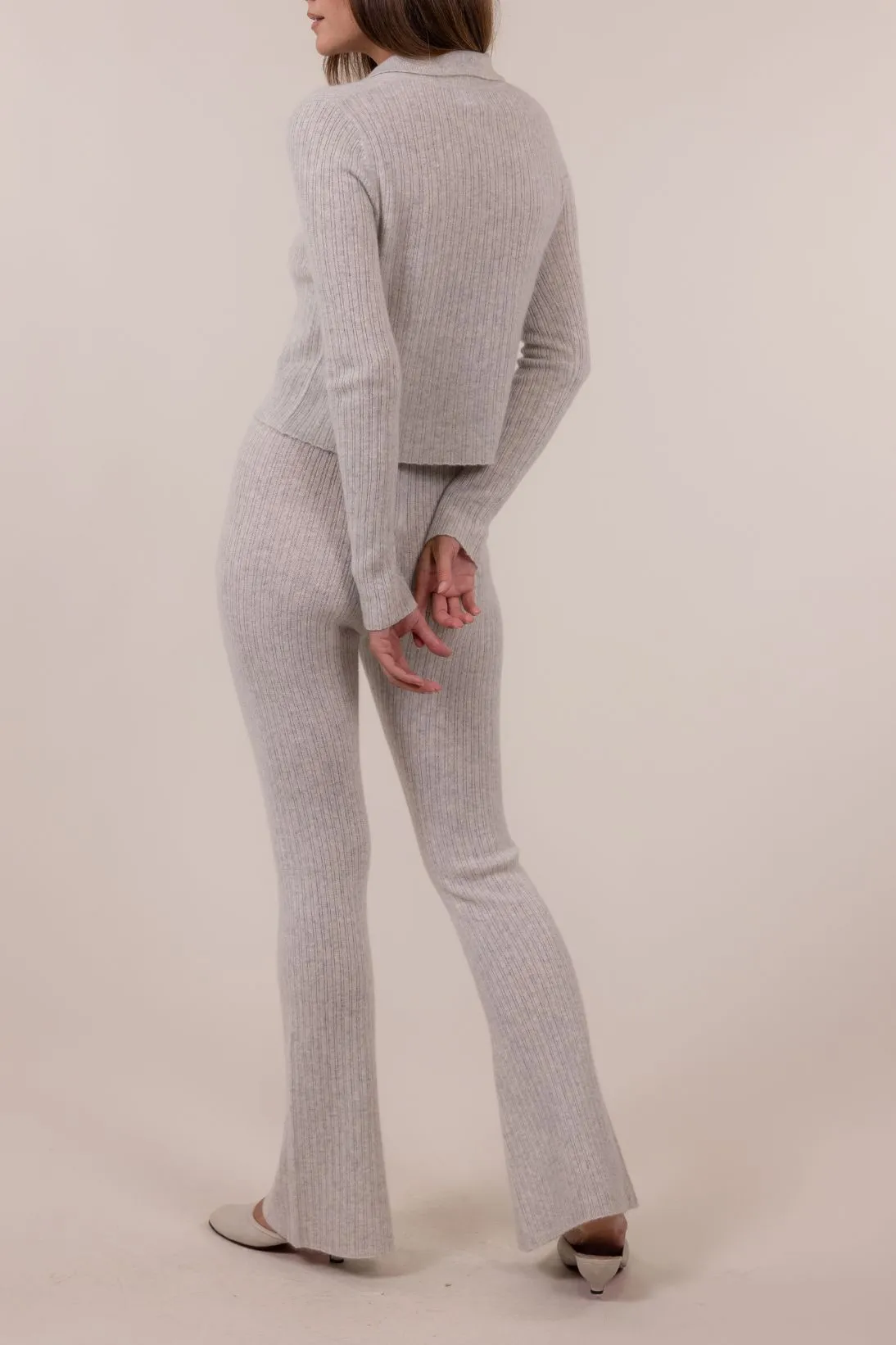 RIBBED CROPPED CARDIGAN TOP