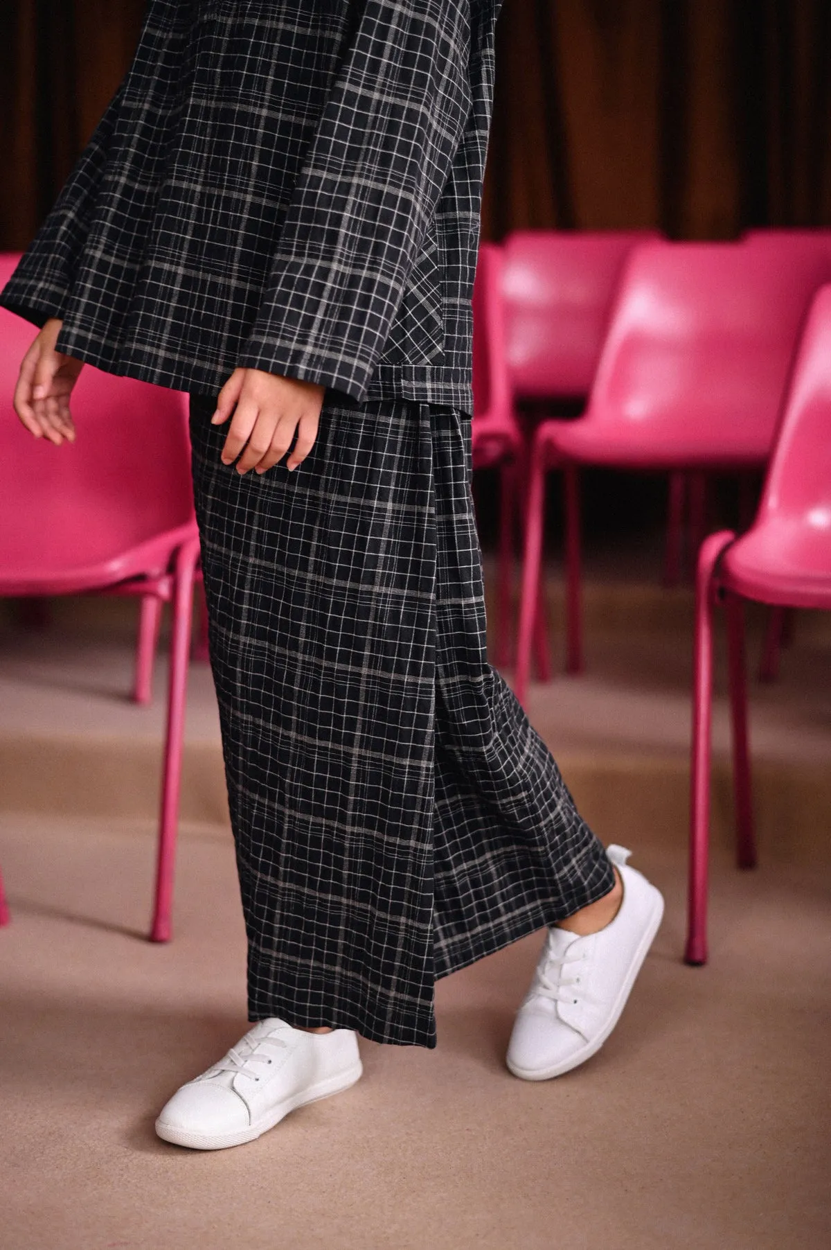 The Dulu Kita Folded Skirt - Kita Black Checked