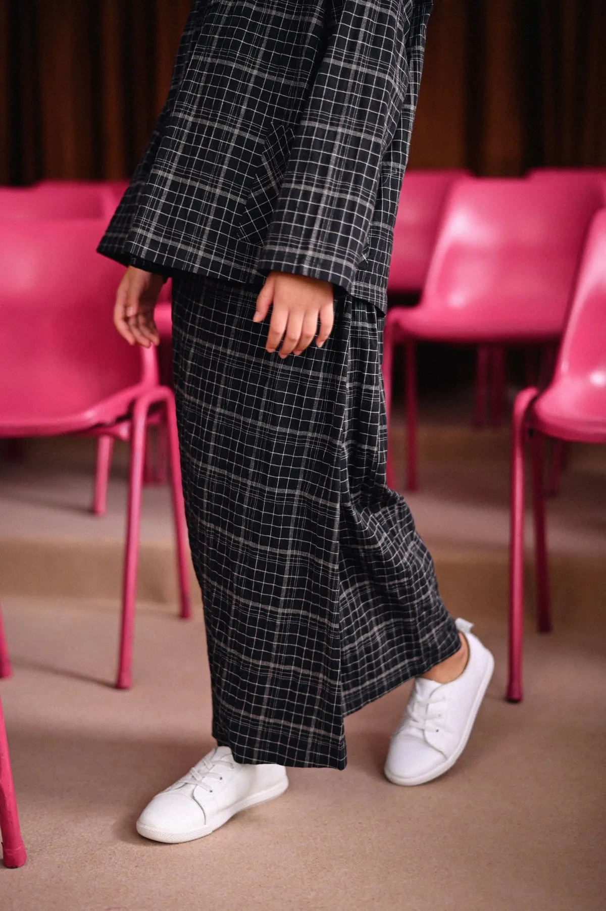 The Dulu Kita Folded Skirt - Kita Black Checked