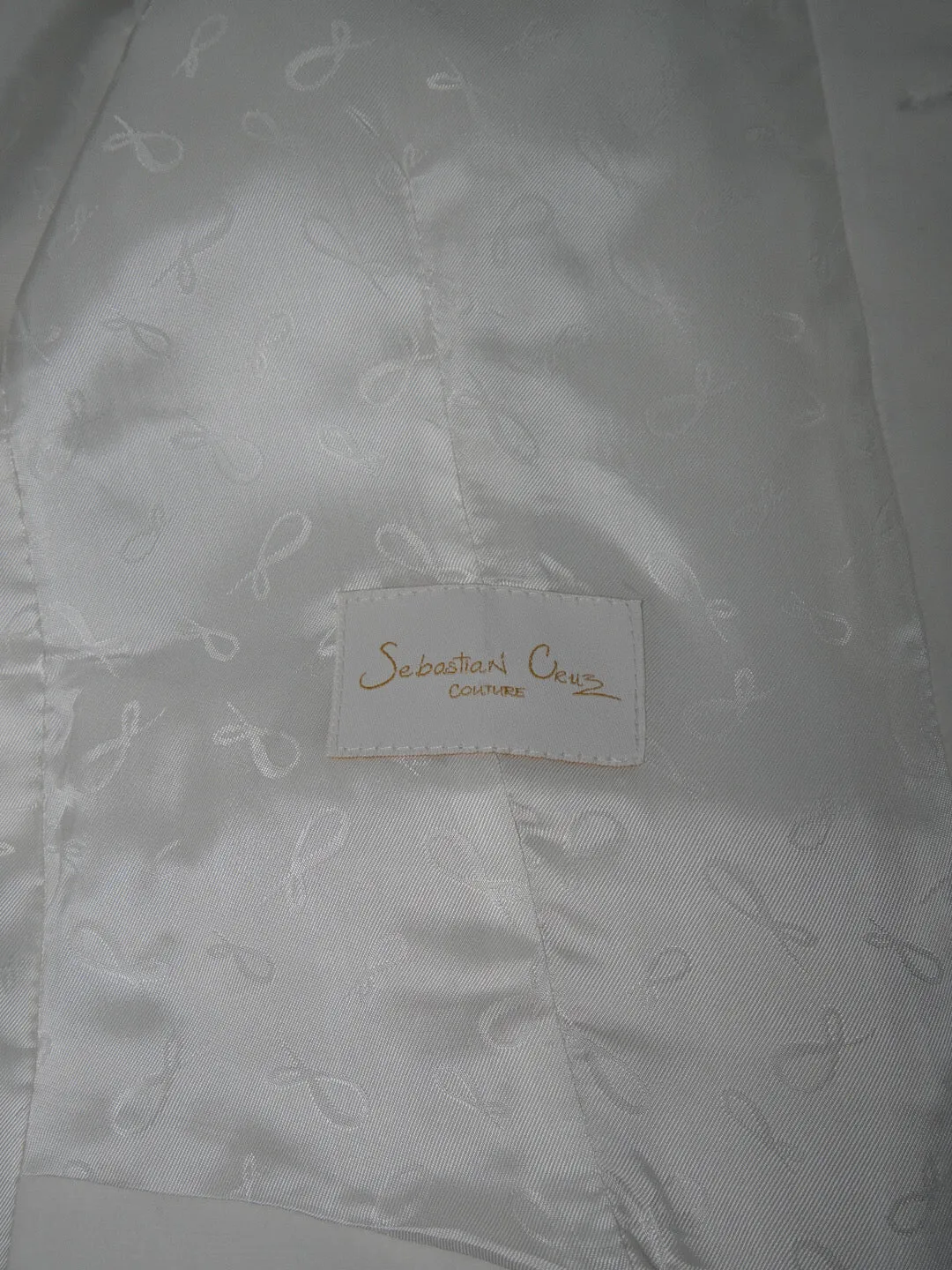 White Velvet Ciottoli Waistcoat @ The Vault