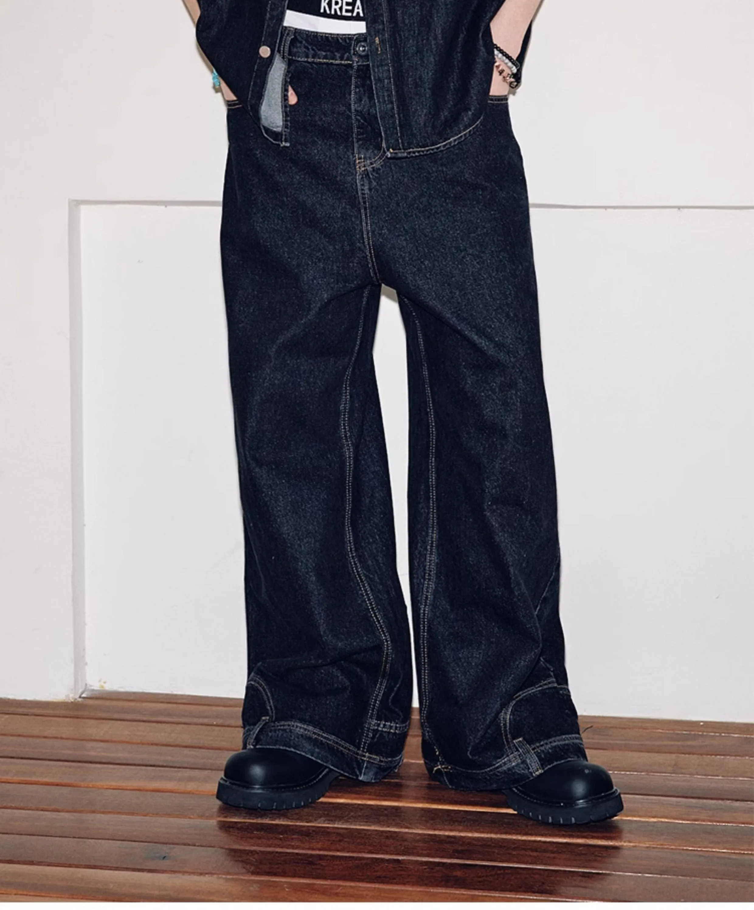 Wide Leg Inverted Jeans