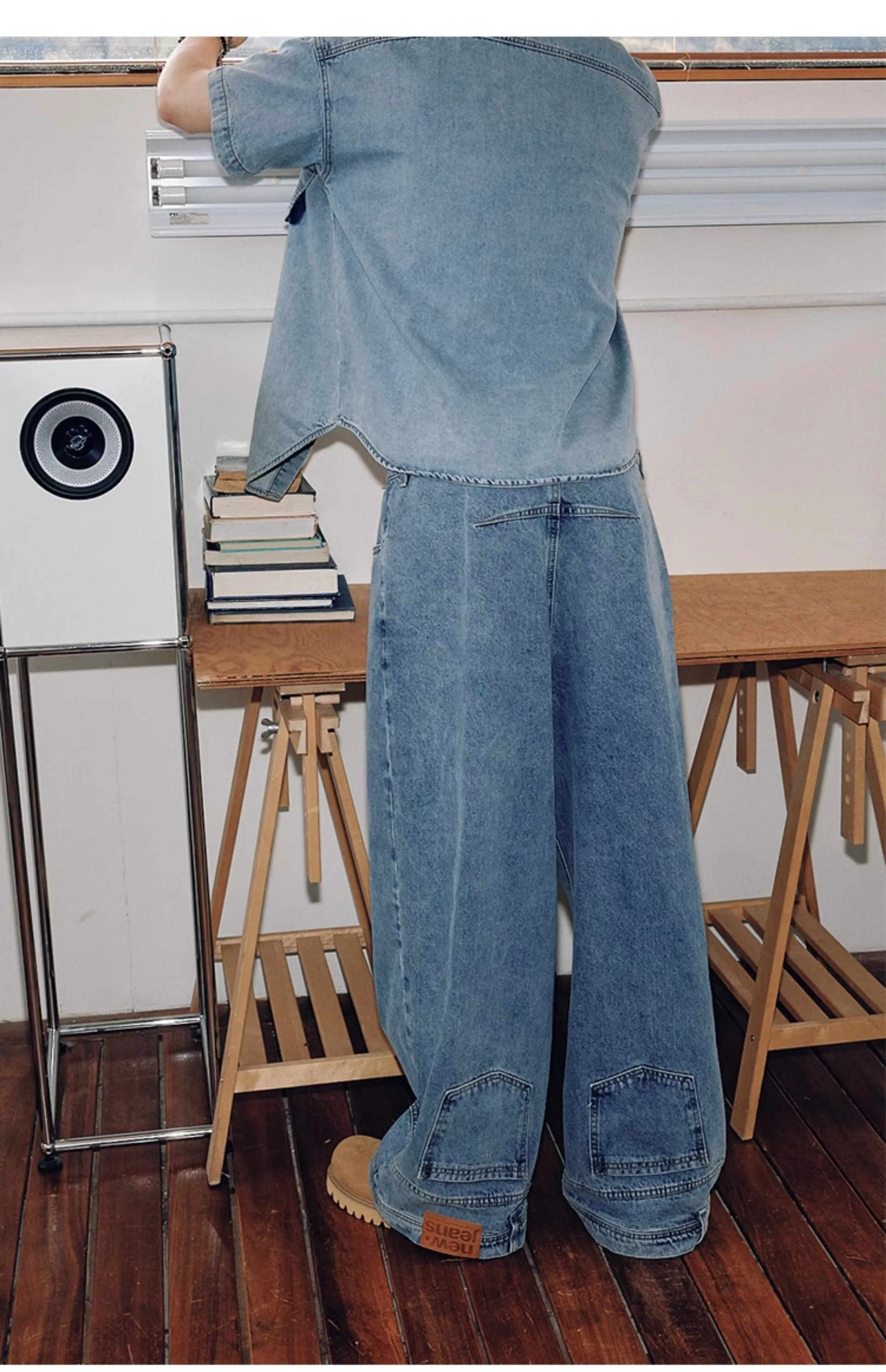Wide Leg Inverted Jeans